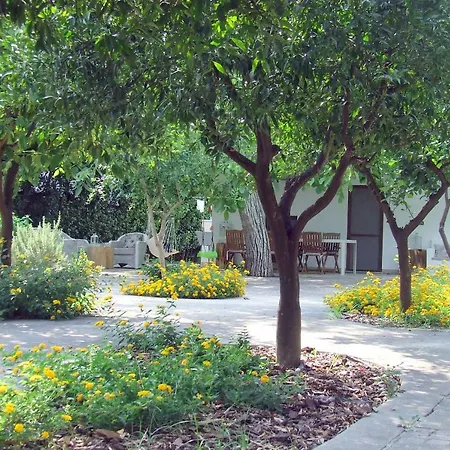 בית נופש Le - Con Grande Giardino Nel Cuore Del Salento